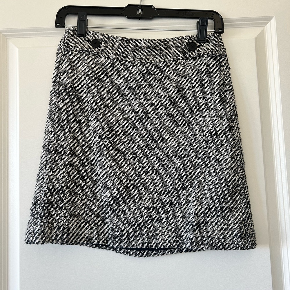 Ann Taylor Loft tweed grey skirt